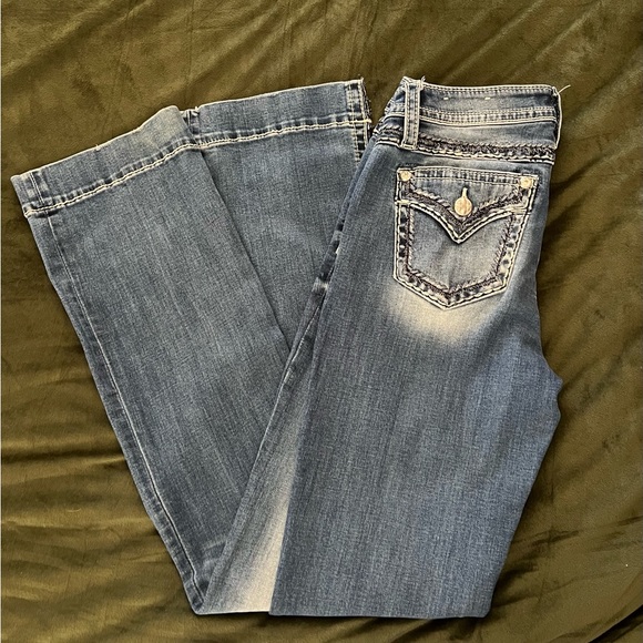 Miss Me Chloe boot leg jeans size 29x34 - Picture 3 of 3